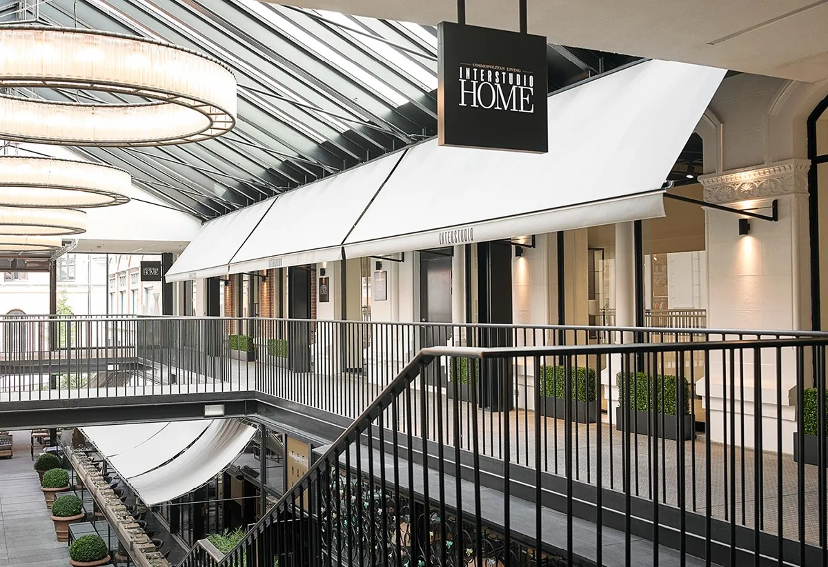 Interstudio Home showroom med nyt skilt